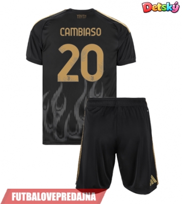 Lacne Dětský Futbalové dres Juventus Andrea Cambiaso #20 2026-27 Krátky Rukáv - Tretina (+ trenírky)